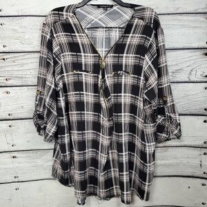 Miss Lili 3x Black/White Plaid Top